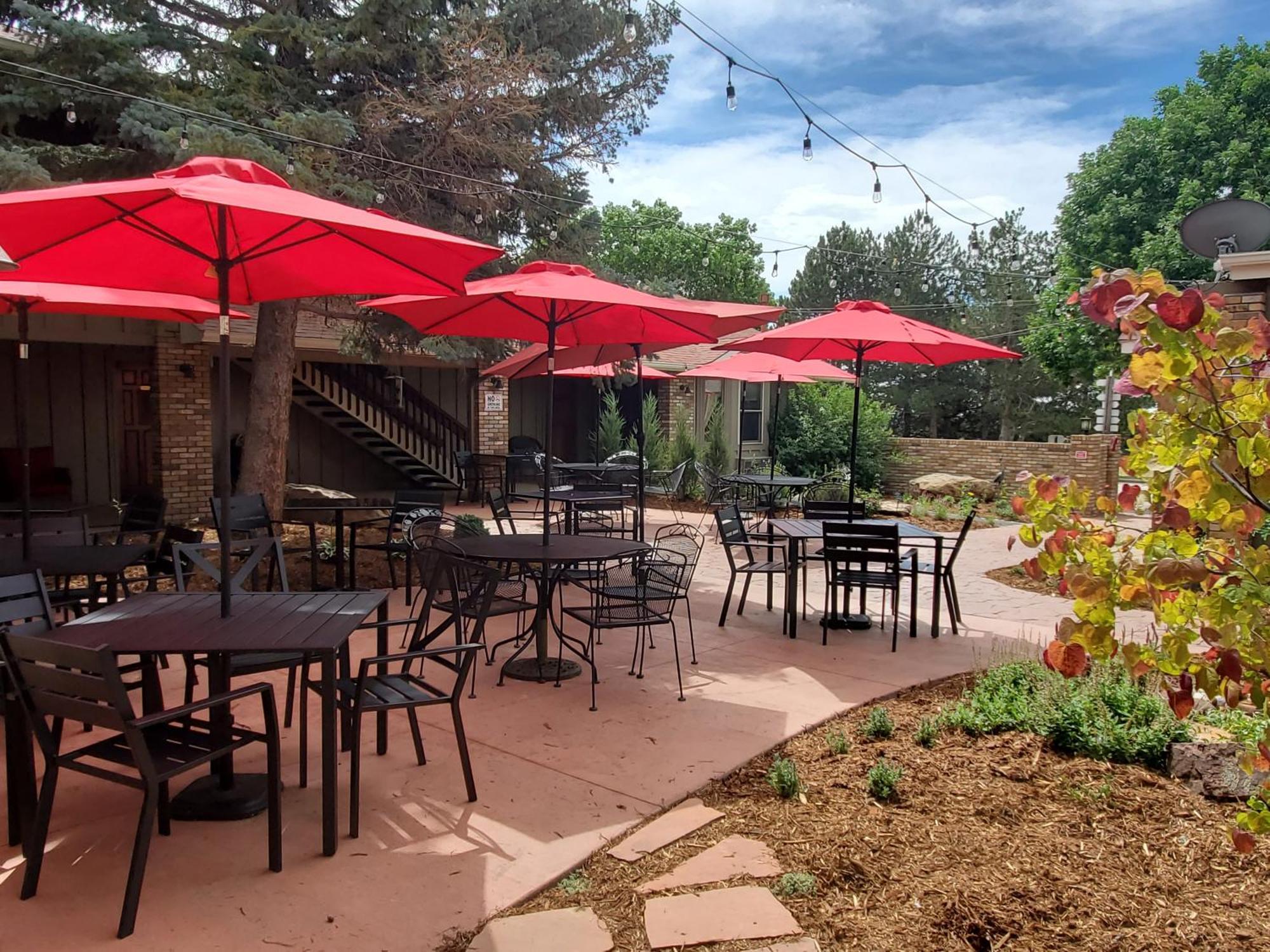 Hilltop Inn Broomfield Denver ภายนอก รูปภาพ