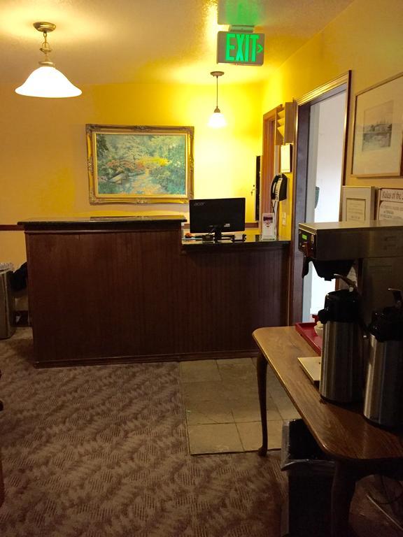 Hilltop Inn Broomfield Denver ภายนอก รูปภาพ